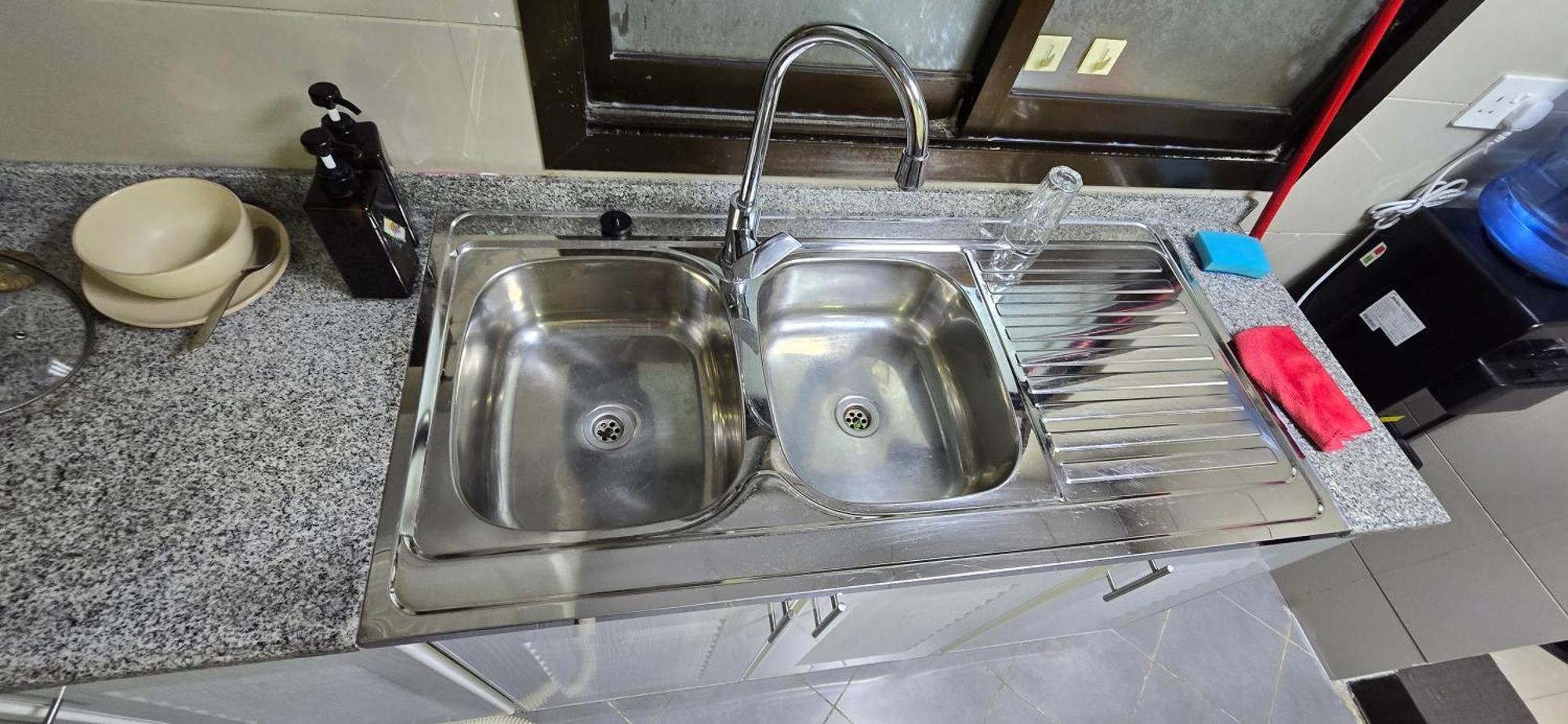 Olaando Hostel *